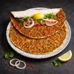 لحم بعجين (حار/غير حار)