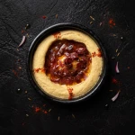 حمص بالبسطرمة